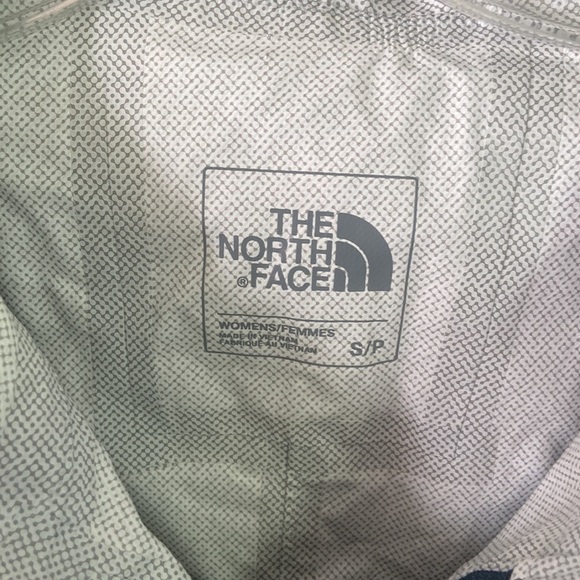 The North Face Woman's Navy Outerwear Parka S - Picture 3 of 9